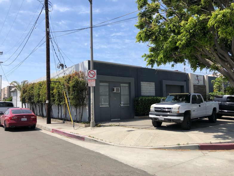 530 E D St, Wilmington, CA for rent - Building Photo - Image 1 of 6