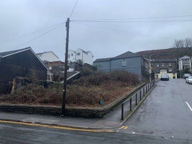 124 Ystrad Rd, Pentre for sale Primary Photo- Image 1 of 1