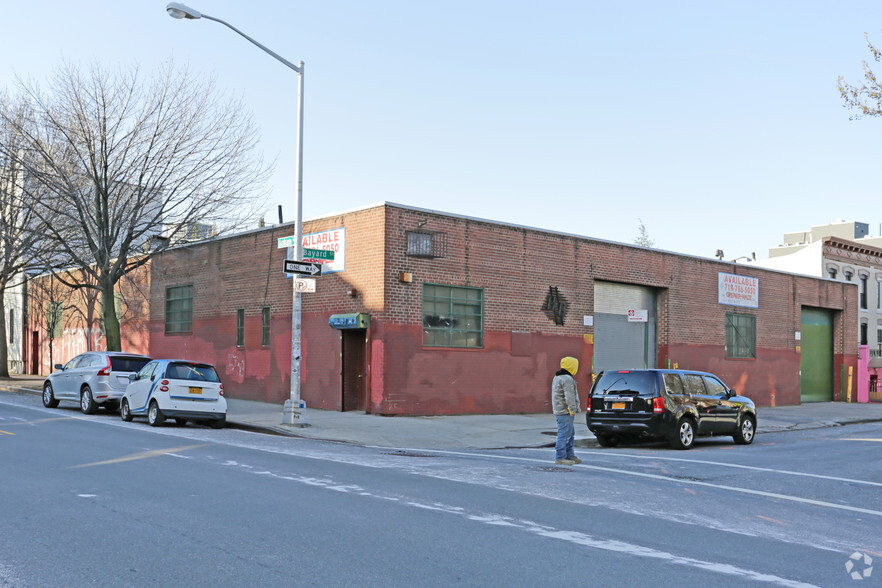 146 Bayard St, Brooklyn, NY for sale - Primary Photo - Image 1 of 1