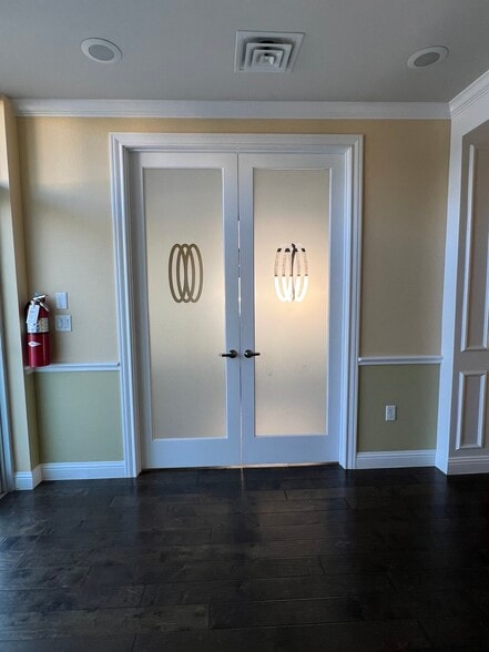 3900 S Stonebridge Dr, McKinney, TX to rent - Interior Photo - Image 3 of 7