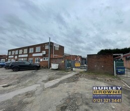 Fryers Rd, Walsall to rent Building Photo- Image 1 of 9