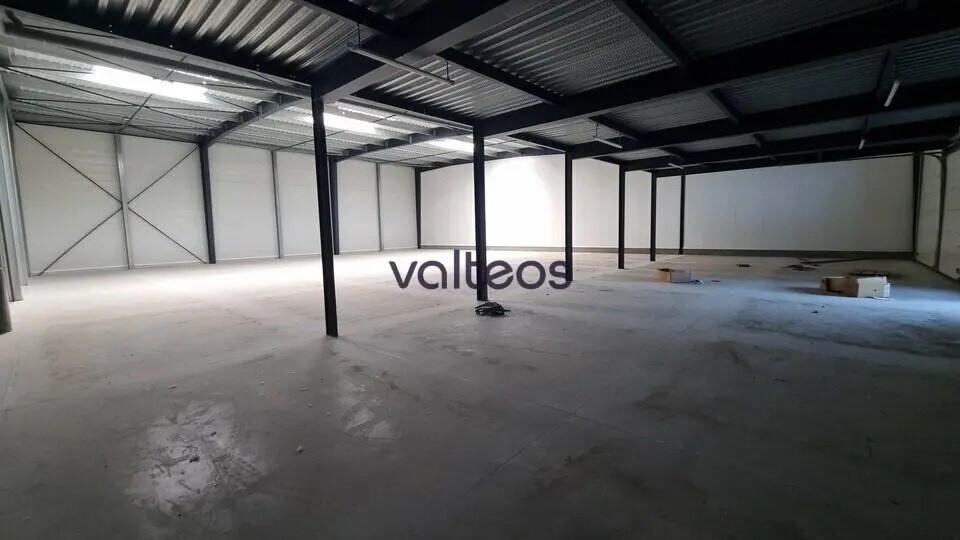 Light Industrial in Bruguières to rent - Interior Photo - Image 2 of 5