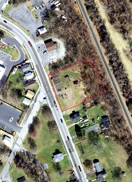 1301 E Main St, Waynesboro, VA for sale - Aerial - Image 1 of 1