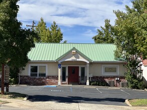 1828 South St, Redding, CA for sale Primary Photo- Image 1 of 12