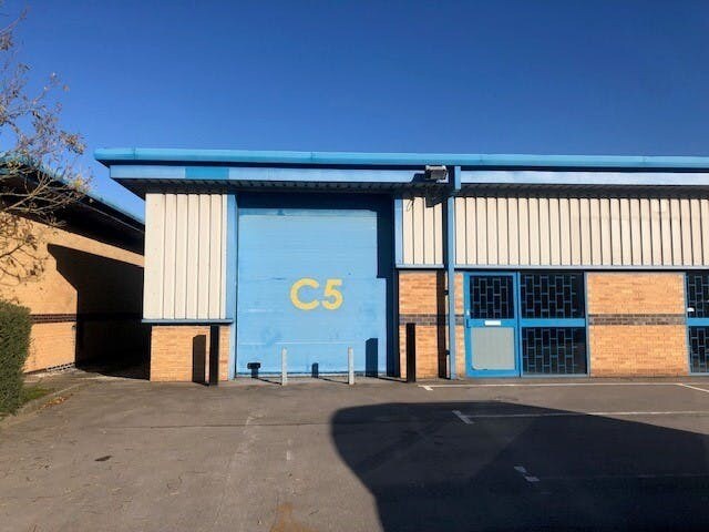 Bowbridge Clos, Rotherham to rent - Building Photo - Image 3 of 7