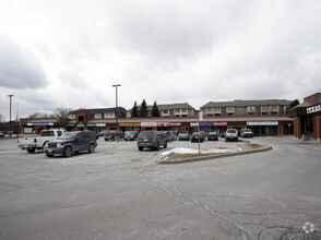 801 Dundas St E, Mississauga, ON for rent Primary Photo- Image 1 of 7