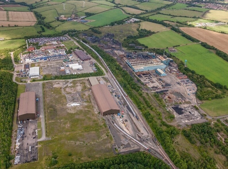 Welby Lane, Melton Mowbray to rent - Aerial - Image 1 of 1