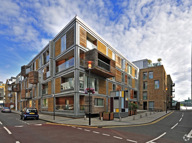 5 East Ln, London to rent - Building Photo - Image 2 of 4