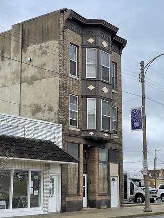 More details for 211 1/2 E Stephenson St, Freeport, IL - Residential for Sale