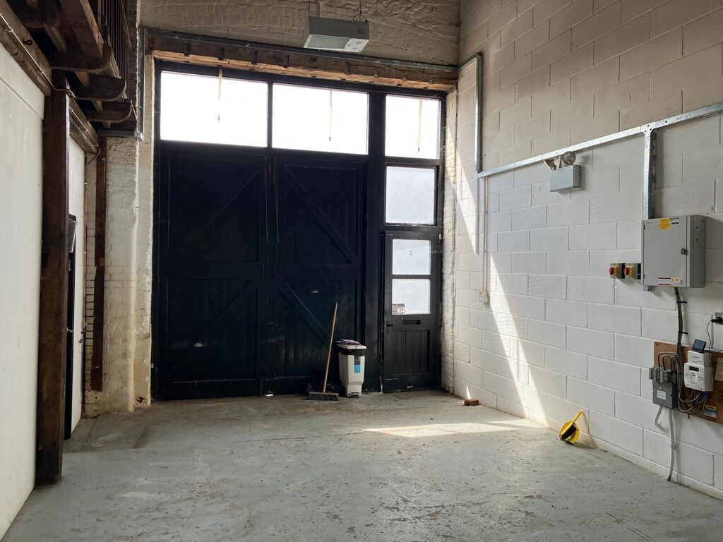 Abbey Rd, Kings Lynn to rent Interior Photo- Image 1 of 4