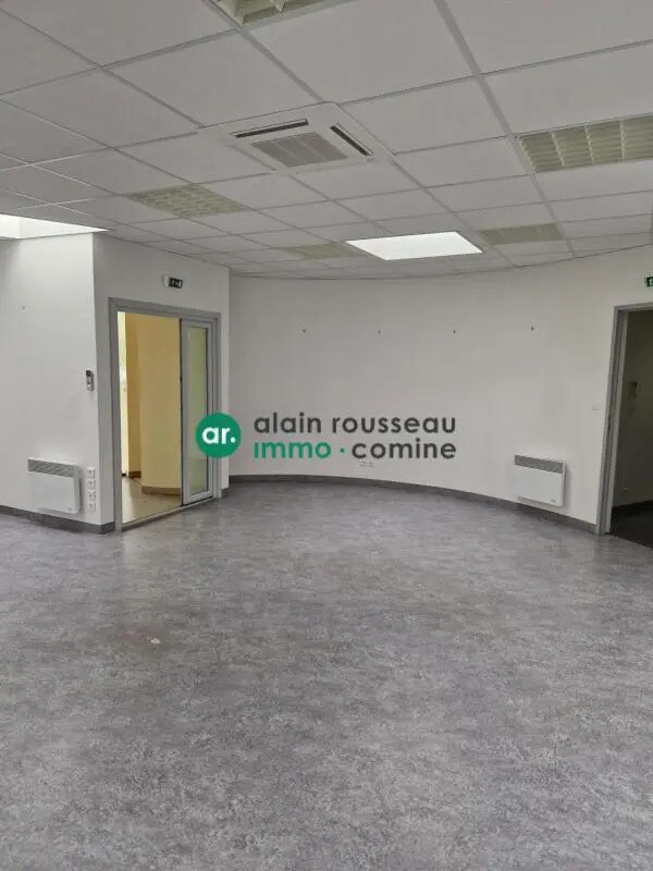 Vente Bureaux 130 m² - Photo 1