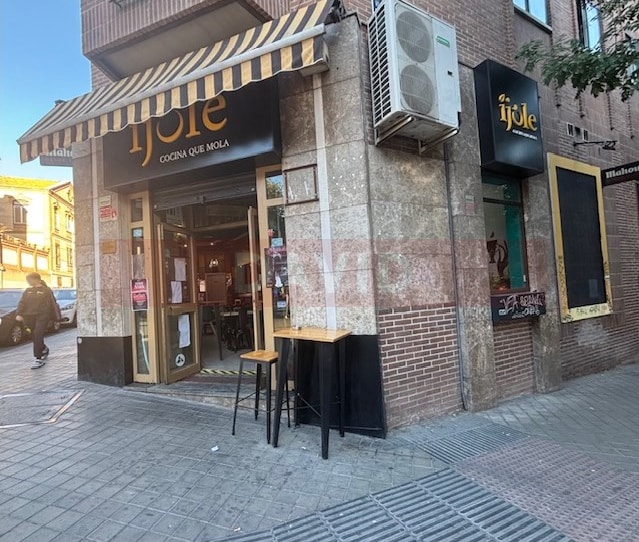 Retail in Madrid, Madrid to rent Interior Photo- Image 1 of 4