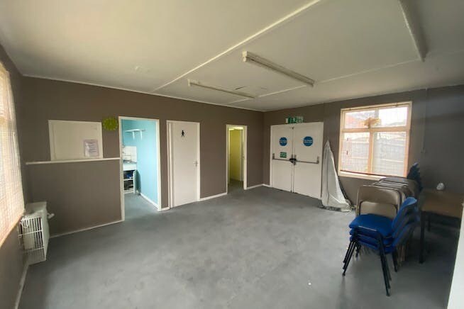 3 Hamilton Rd, London to rent Interior Photo- Image 1 of 6