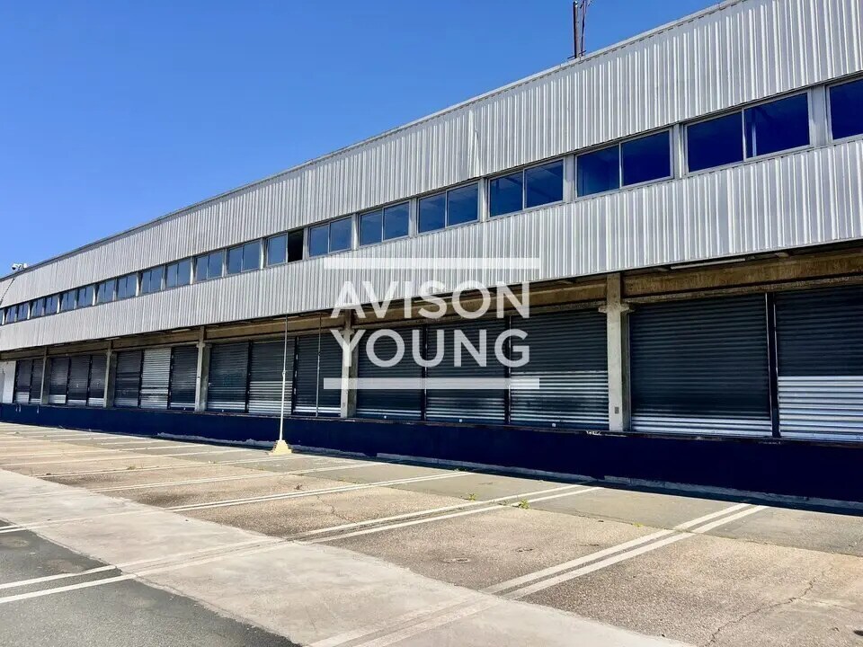 Light Industrial in Aulnay-sous-Bois to rent Building Photo- Image 1 of 13
