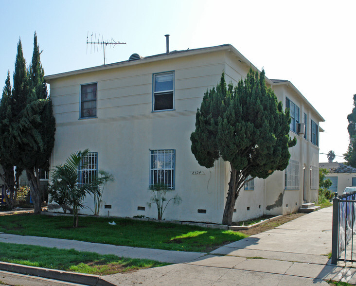 8524 Beverlywood St, Los Angeles, CA for sale - Primary Photo - Image 1 of 1