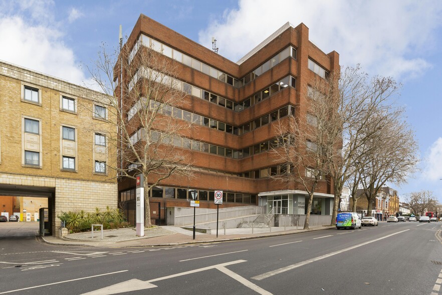 1-9 Romford Rd, London for rent - Building Photo - Image 3 of 16