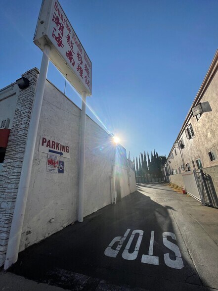 3219 San Gabriel Blvd, Rosemead, CA for sale - Building Photo - Image 3 of 17