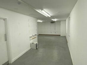 57-59 Main St, Leeds to rent Interior Photo- Image 1 of 3