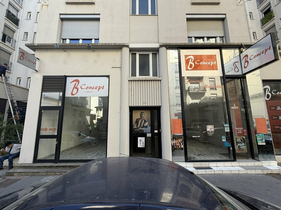 27 Rue Michel Servet, Villeurbanne to rent Building Photo- Image 1 of 17