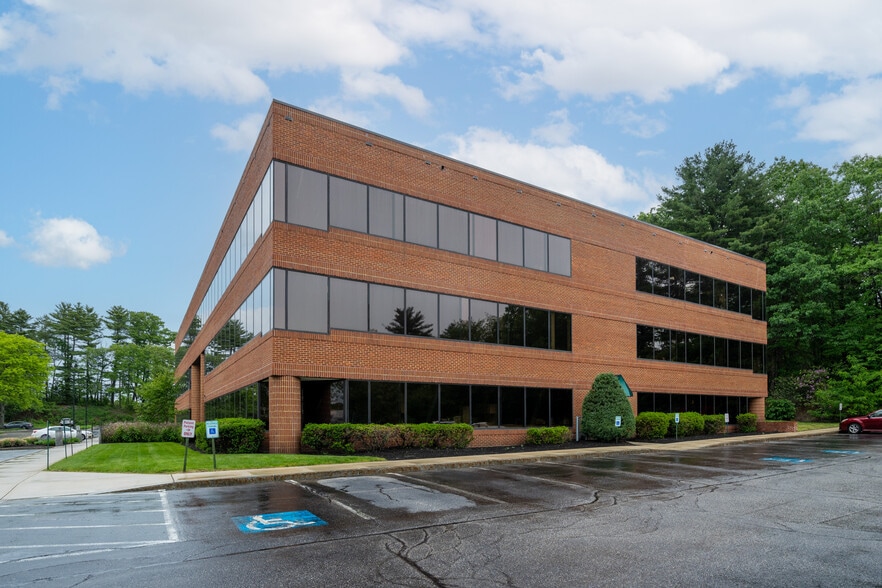 330 Borthwick Ave, Portsmouth, NH for sale - Building Photo - Image 1 of 18