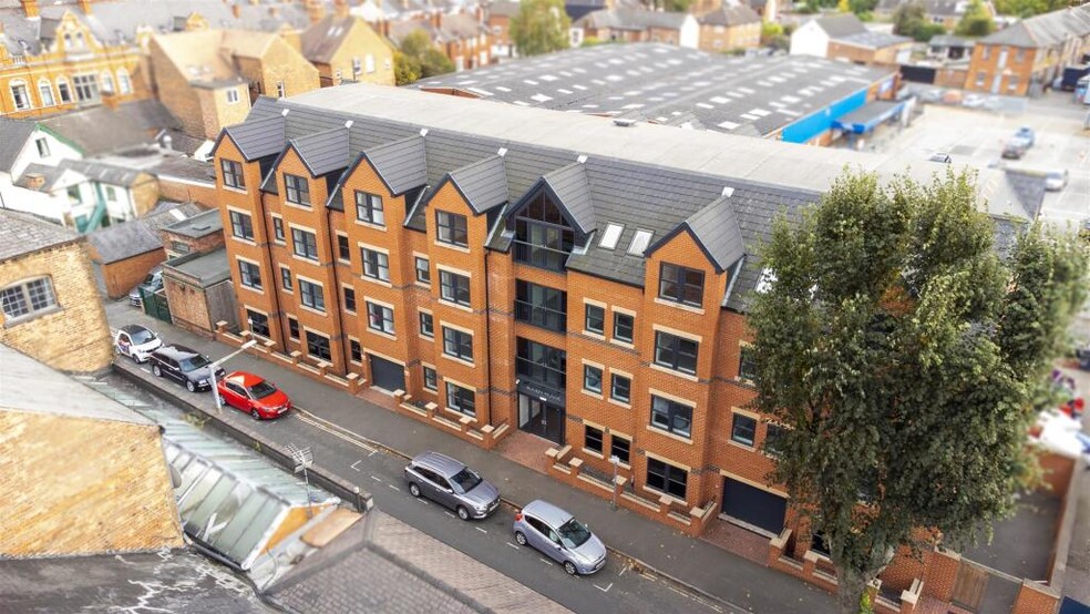 West Gate, Nottingham to rent - Building Photo - Image 1 of 1