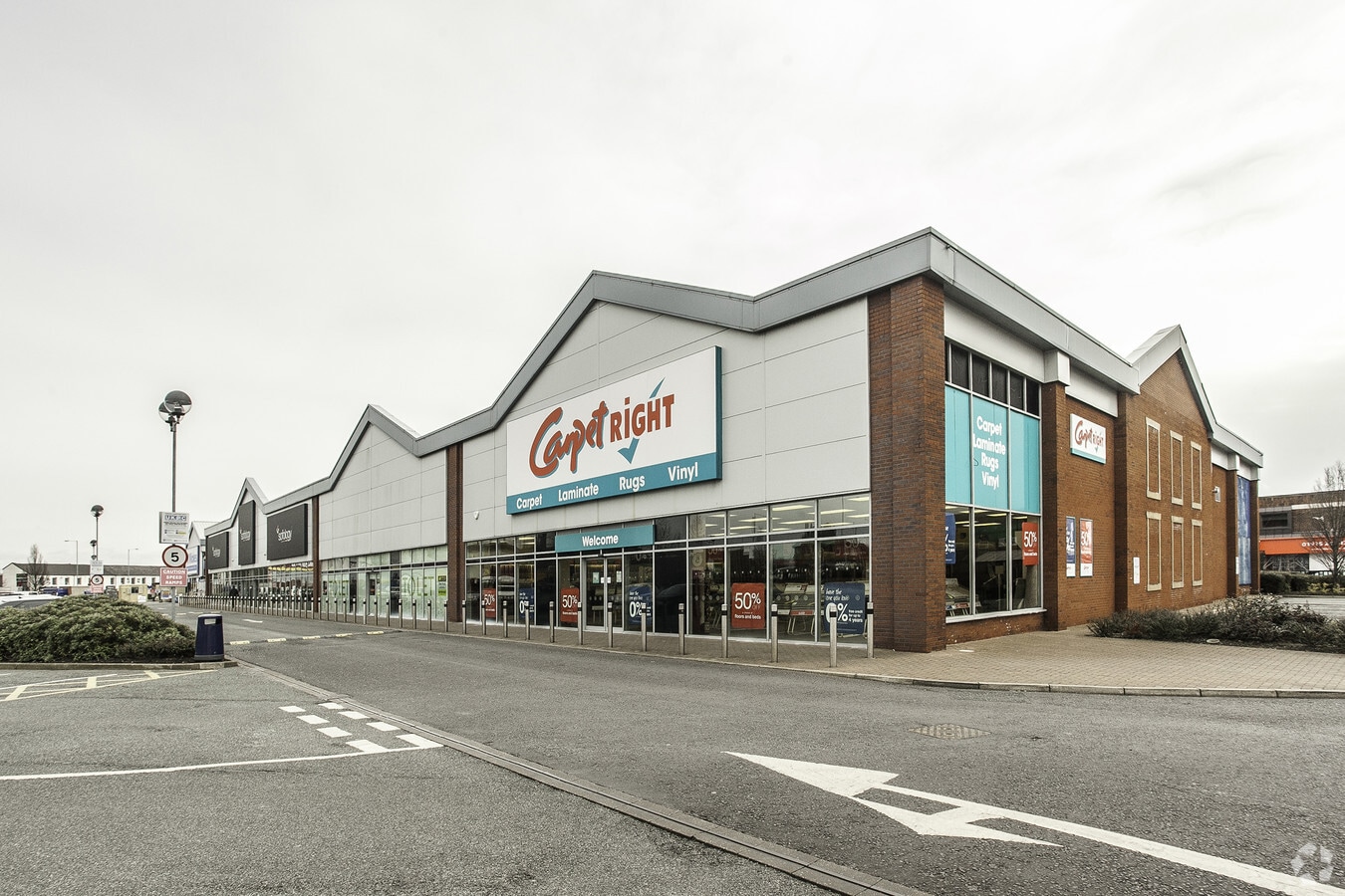 Pinners Brow Retail Park, Warrington WA2 7XA UK