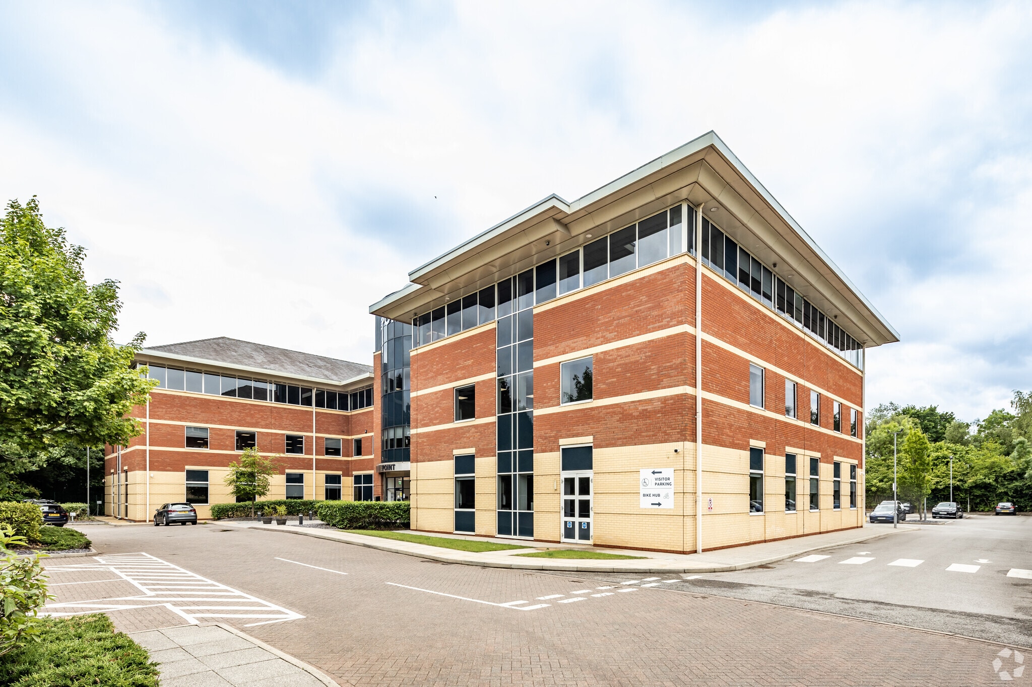 410 Birchwood Blvd, Warrington to rent Building Photo- Image 1 of 12