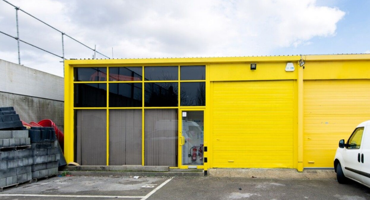 Imperial Way, Croydon for sale Primary Photo- Image 1 of 1