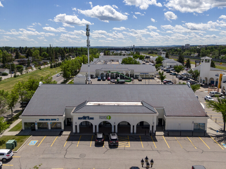 12445 Lake Fraser Dr SE, Calgary, AB for rent - Building Photo - Image 3 of 11