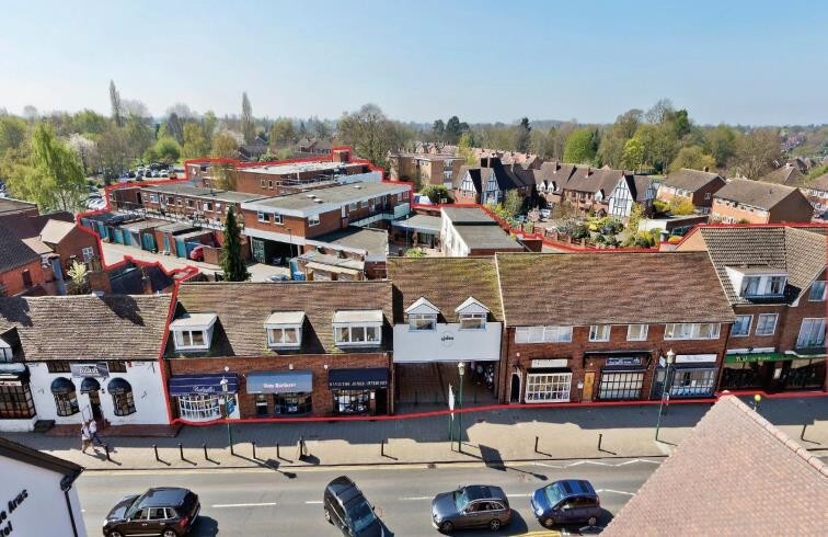 32 St. Johns Way, Solihull for rent - Primary Photo - Image 1 of 1