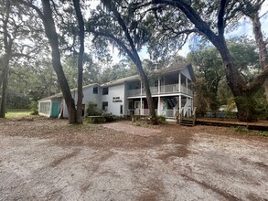 5381 S Fletcher Ave, Fernandina Beach, FL for rent Building Photo- Image 1 of 3