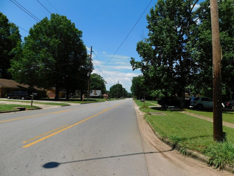 8th Street SW, Decatur, AL for sale - Primary Photo - Image 1 of 1