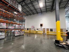 3600 Southside Industrial Pky, Atlanta, GA to rent Building Photo- Image 2 of 26