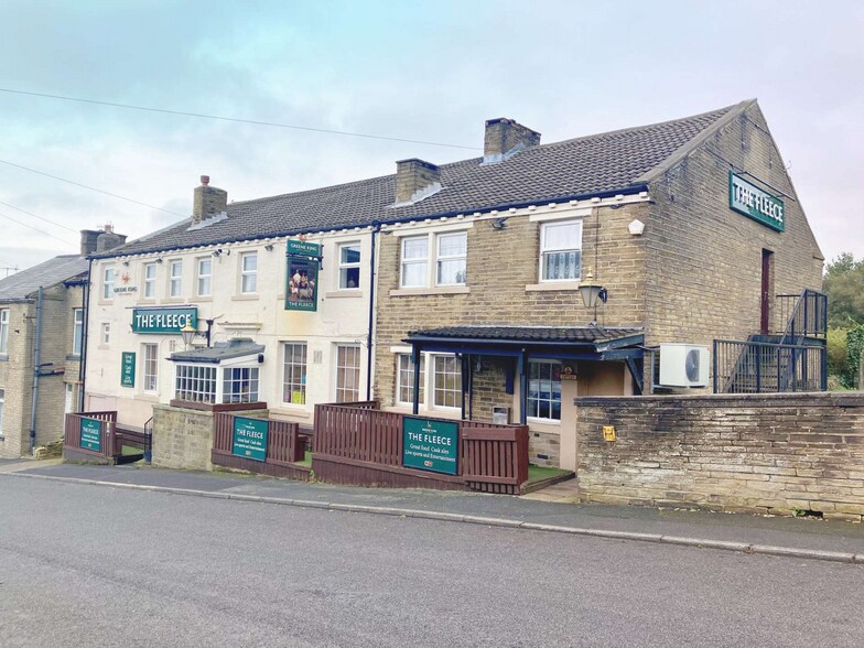 13 Clayton Ln, Bradford for sale - Primary Photo - Image 1 of 1