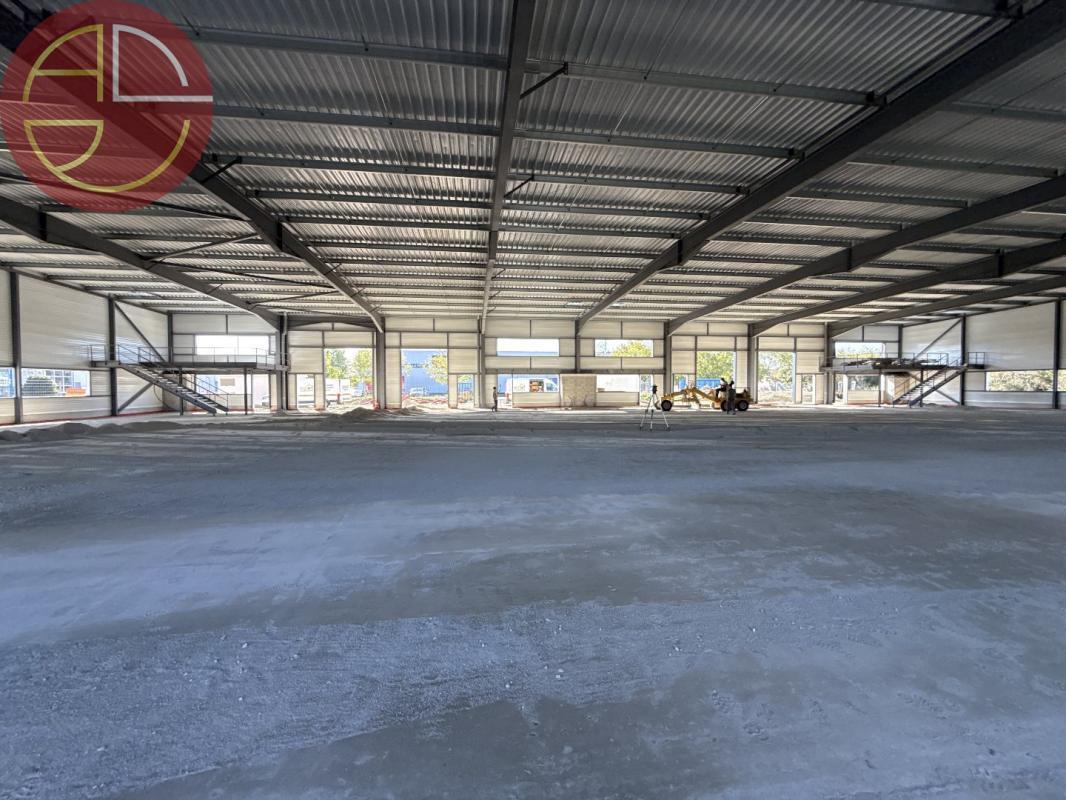 Industrial in Portet-sur-Garonne for sale Construction Photo- Image 1 of 9