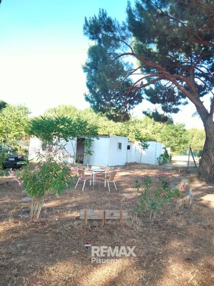 Lugar Común Viejo, 2, Aldeamayor de San Martín, Valladolid for sale - Building Photo - Image 2 of 25