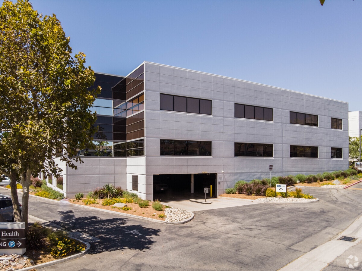 2656526575 W Agoura Rd, Calabasas 91302 Office for Rent UK