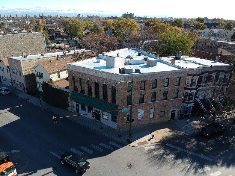 3265 S Archer Ave, Chicago, IL for sale - Aerial - Image 1 of 8