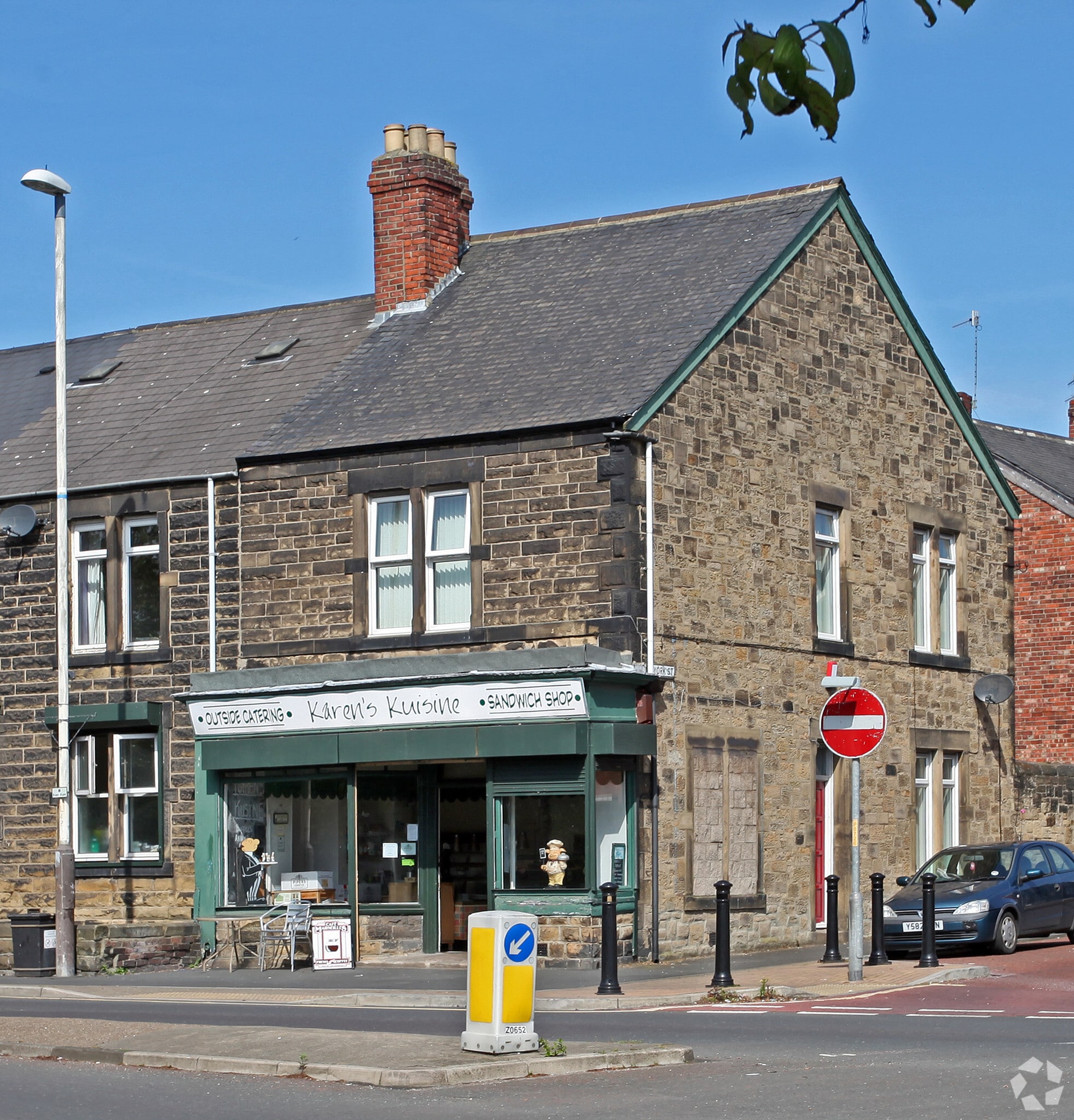 8 Frazer Ter, Gateshead for sale Primary Photo- Image 1 of 1
