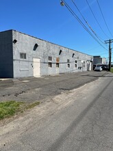 264 Seymour St, Stratford, CT for rent Building Photo- Image 1 of 5