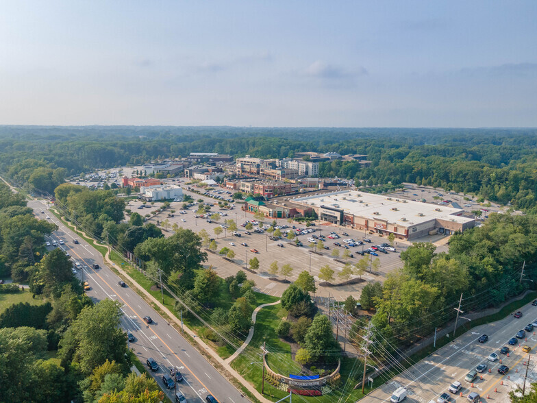 24261 Cedar Rd, Lyndhurst, OH for rent - Aerial - Image 3 of 3