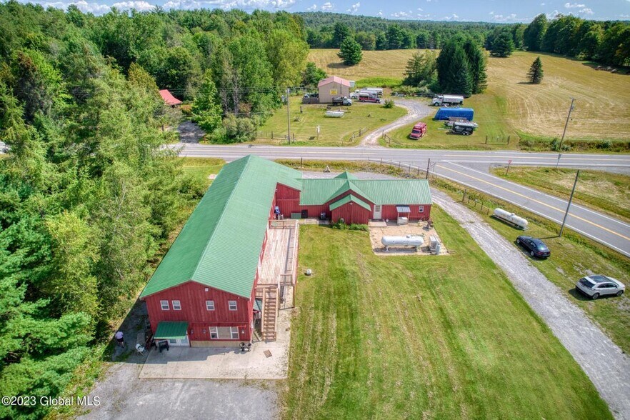 6049 Fish House Rd, Galway, NY for sale - Building Photo - Image 3 of 39