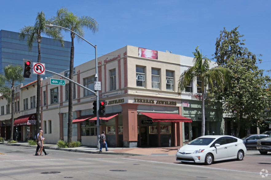 405-407 N Broadway, Santa Ana, CA for rent - Primary Photo - Image 1 of 6