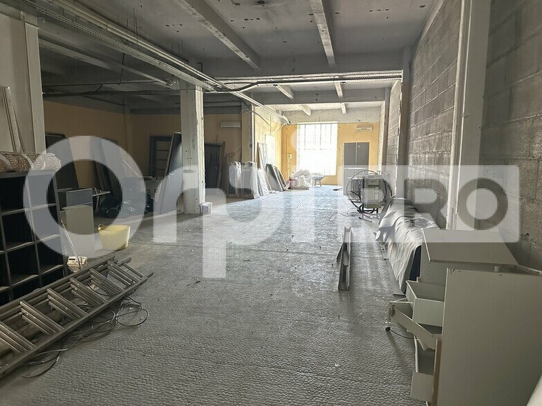 Light Industrial in Saint Fons for sale - Building Photo - Image 1 of 7