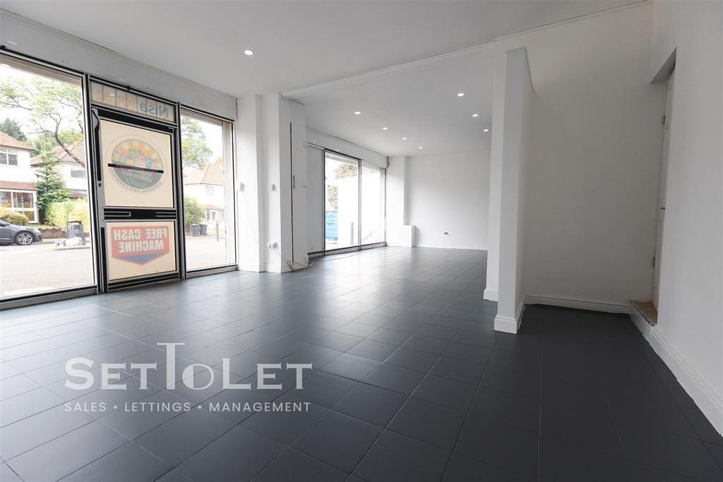 11 Strathdene Rd, Birmingham to rent Building Photo- Image 1 of 21