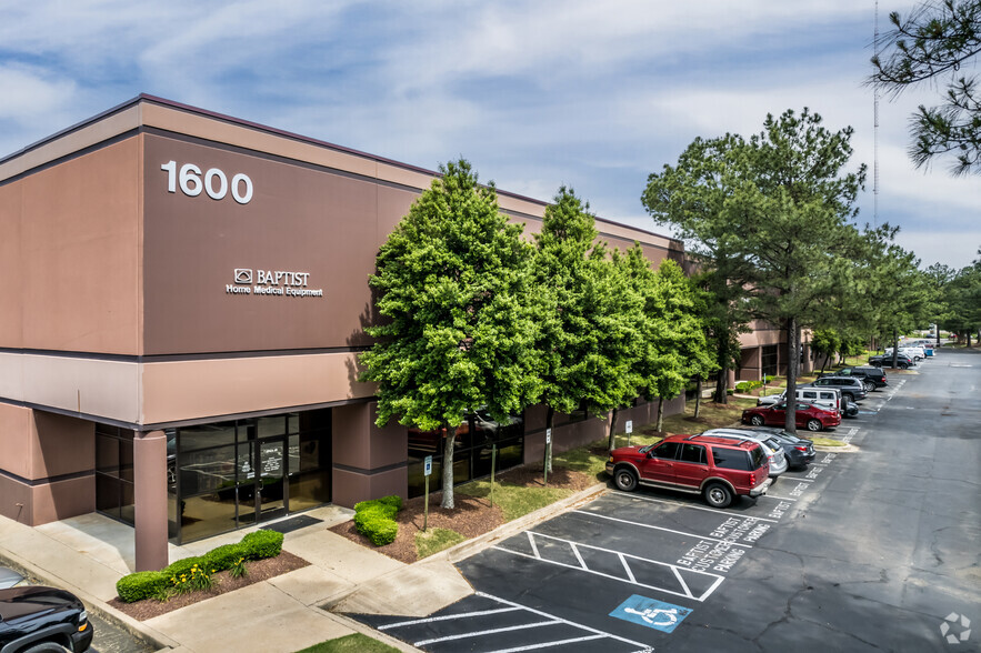 1600 Century Center Pky, Memphis, TN for rent - Primary Photo - Image 1 of 6