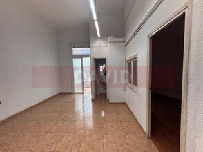 Retail in Barcelona, Barcelona to rent Interior Photo- Image 2 of 3