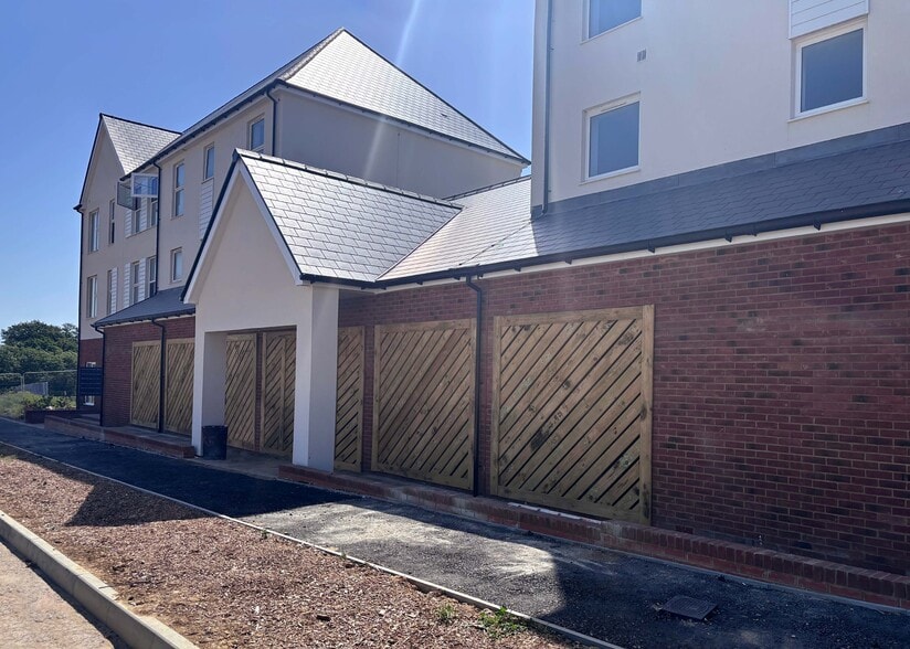 34 Swallowtail Dr, Bexhill On Sea for sale - Primary Photo - Image 1 of 6