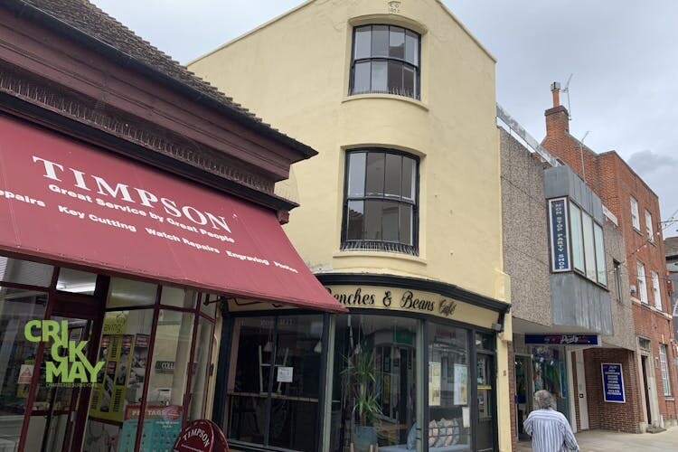 10 Middle St, Horsham for sale - Building Photo - Image 1 of 1