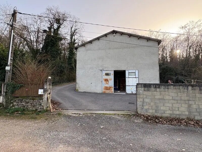 Light Industrial in Leyrieu for sale Building Photo- Image 1 of 13